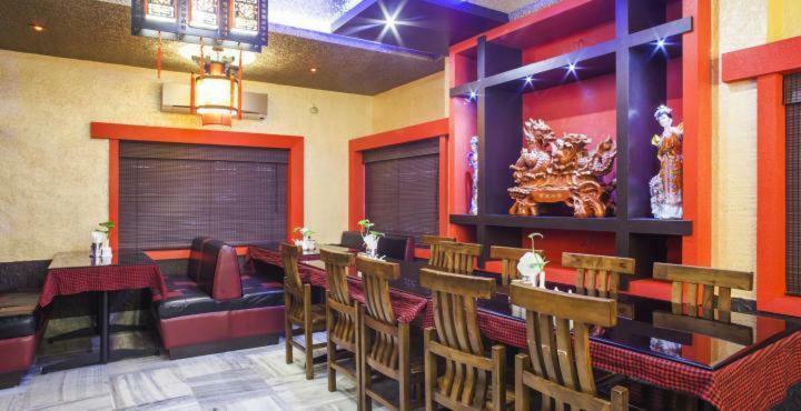 Hotel Lee Garden プリ エクステリア 写真